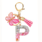 Bag Charm Personalizado: Llavero Letra Inicial Rosa con Colgante Mariposa - Accesorio Premium para B