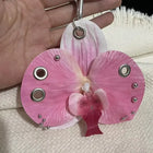 Bag Charm Llavero para Bolso - Colgante Gótico de Orquídea Oscura, Accesorio Premium para Mochila