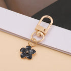Llavero Hombre Premium - Colgante Flor Elegante y Resistente para Llaveros de Pareja
