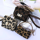 Bag Charm de Cuero con Estampado de Leopardo - Llavero Elegante para Bolso, Colgante Charm para Muje