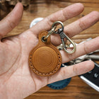 Llaveros para AirTag de Cuero Retro - Funda Protectora Anticaídas para Localizador Apple, Accesorio