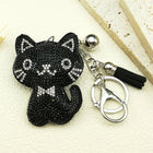 Llavero para Bolso Gato Negro con Moño y Tassel de Pedrería - Charm Elegante para Mujer y Hombre