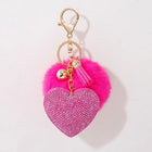 Llavero con Peluche Rhinestone Heart - Llavero Capibara Peluche Premium de Aleación y Pelo Sintético