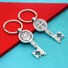 Llavero para Bolso San Benito - Cruz Católica Antigua Plateada, Charm Premium