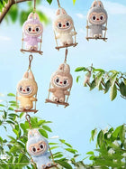 Labubu Llavero Precio: Colgante Misterioso POP MART Wood Workshop Series Swing - Exclusivo