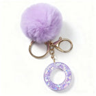Llavero con Peluche de Letra Inicial y Pompón Morado - Glitter Resina