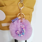 Llavero con Peluche de Letra Inicial y Pompón Morado - Glitter Resina