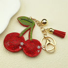 Llavero a crochet paso a paso: Cereza roja con pedrería, colgante artesanal para bolso de verano
