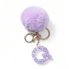 Llavero con Peluche de Letra Inicial y Pompón Morado - Glitter Resina
