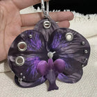 Bag Charm Llavero para Bolso - Colgante Gótico de Orquídea Oscura, Accesorio Premium para Mochila