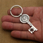 Llavero para Bolso San Benito - Cruz Católica Antigua Plateada, Charm Premium