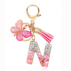 Bag Charm Personalizado: Llavero Letra Inicial Rosa con Colgante Mariposa - Accesorio Premium para B