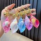 Llavero a Crochet Paso a Paso: Concha Iriada y Perla Aurora – Accesorio Artesanal de Lujo