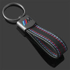 Llavero para llaves de coche de metal y cuero: Elegancia BMW a crochet