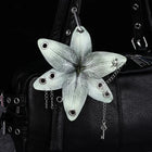 Llavero de Flores Orquídea y Lirio Artesanal - Keychain Premium para Decoración de Bolsos