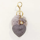 Llavero con Peluche Rhinestone Heart - Llavero Capibara Peluche Premium de Aleación y Pelo Sintético