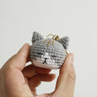 Llavero con peluche de gatito tejido a mano - Muñeco sonriente de crochet, llavero de punto, serie d
