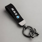 Llavero para llaves de coche BMW a crochet: Elegancia artesanal para tu auto