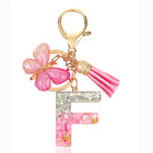 Bag Charm Personalizado: Llavero Letra Inicial Rosa con Colgante Mariposa - Accesorio Premium para B