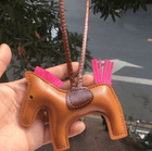 Llavero de Caballo de Cuero
