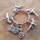Llavero de Moto Gris con Dinosaurio
