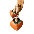 Bag Charms Premium: Llavero de Cuero Genuino para Bolso, Mochila y Accesorios - Diseño Fruta