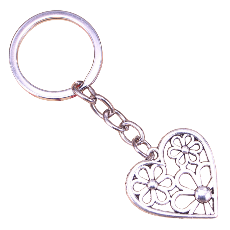 Llavero Corazón de Acero Floreado